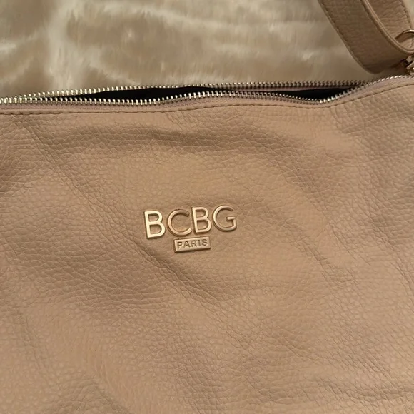 Bcbg cross shoulder purse - Picture 2 of 6
